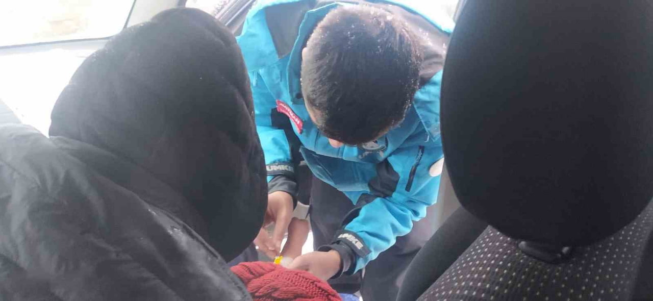 BATMAN’IN KOZLUK İLÇESİNE BAĞLI ÜNSALDI KÖYÜNDE, 4 YAŞINDAKİ VEYSEL EFE ÖZEL’İN KONVÜLZİYON...