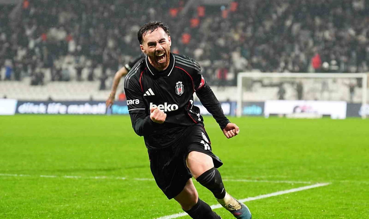 BEŞİKTAŞ'IN SEZON BAŞINDA KADROSUNA KATTIĞI MİLLİ FUTBOLCU ORKUN KÖKÇÜ, GEÇTİĞİMİZ HAFTA EYÜPSPOR...