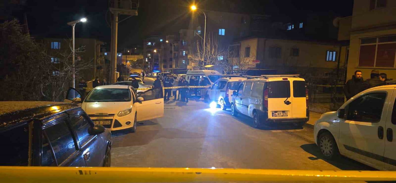 BİLECİK'TE BİR POLİS MEMURU, ESKİ EŞİNİN EVLENDİĞİ POLİS MEMURUNU SİLAHLA VURARAK...