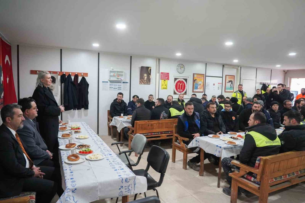 BİLECİK BELEDİYESİ ATÖLYE BİRİMİNDE ÇALIŞMALAR DEĞERLENDİRİLDİ