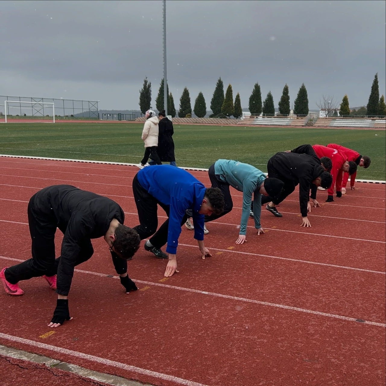 BİLECİK’TE ATLETİZM ANTRENMANLARI SÜRÜYOR