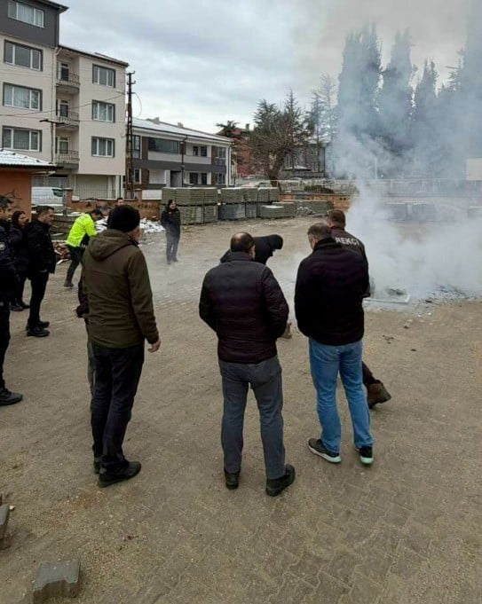 BİLECİK’TE EMNİYET PERSONELİNE YANGIN VE DEPREM FARKINDALIK EĞİTİMİ