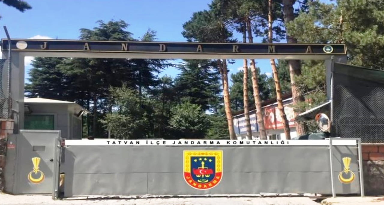 BİTLİS'İN TATVAN İLÇE KAYMAKAMI YİĞİT YAŞAR DEMİRER, İLÇEDE KAMU DÜZENİNİN SAĞLANMASI, SUÇLA...