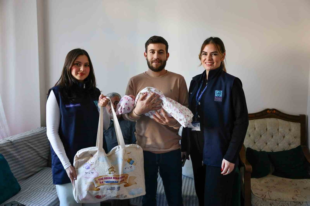 BODRUM’DA 2026’NIN İLK BEBEĞİ EYLÜL’E ANLAMLI ZİYARET