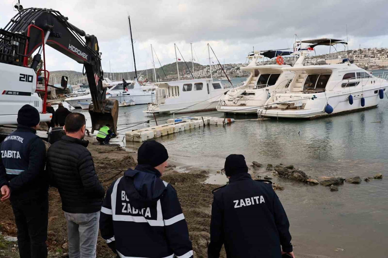 BODRUM’DA GÜMBET KOYU HALKA KAZANDIRILIYOR