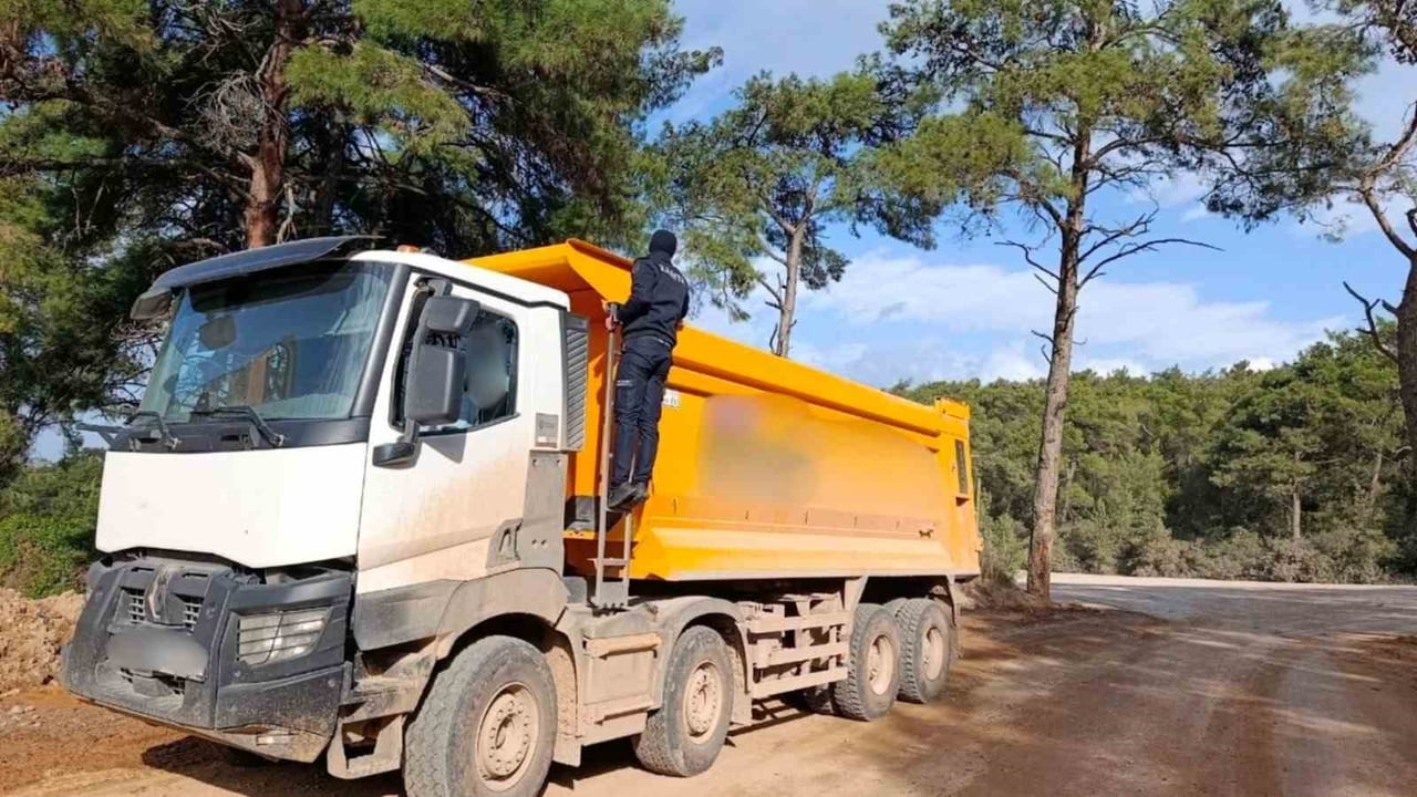 BODRUM’DA İNŞAAT ATIĞI DÖKENLERE 418 BİN TÜRK LİRASI CEZAİ İŞLEM