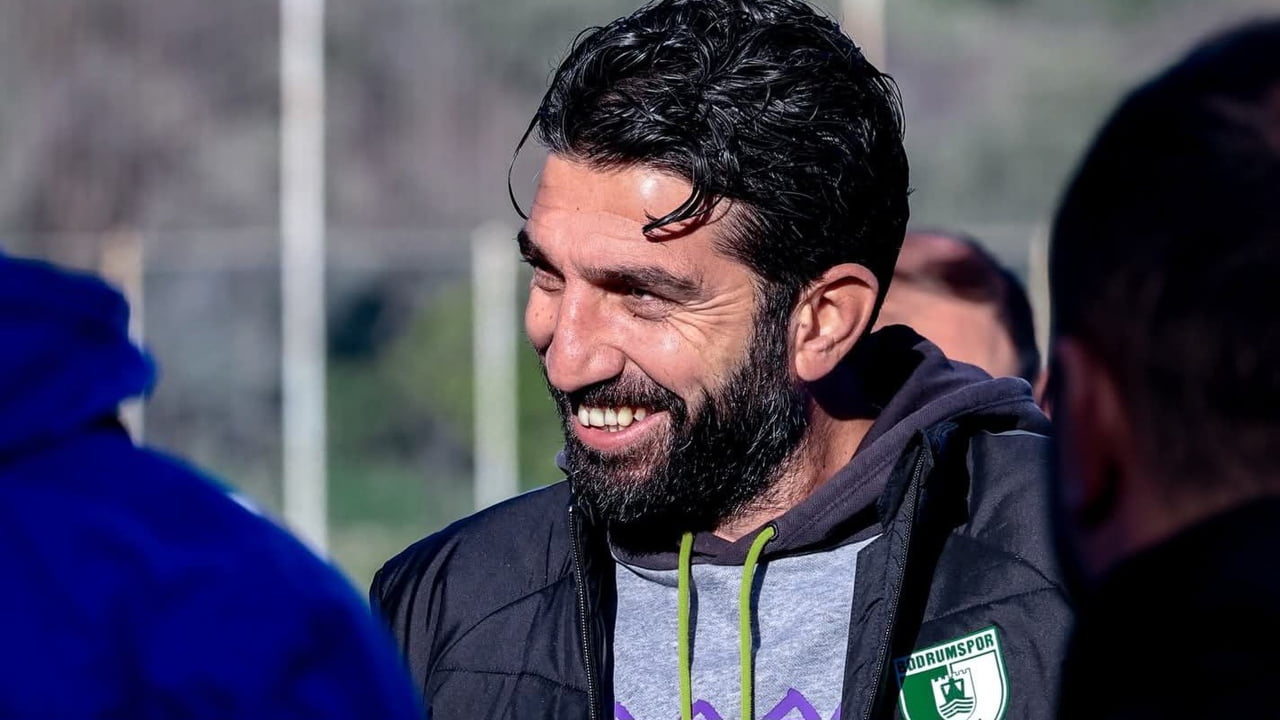 BODRUM FUTBOL KULÜBÜ TEKNİK DİREKTÖRÜ BURHAN EŞER (ARŞİV)