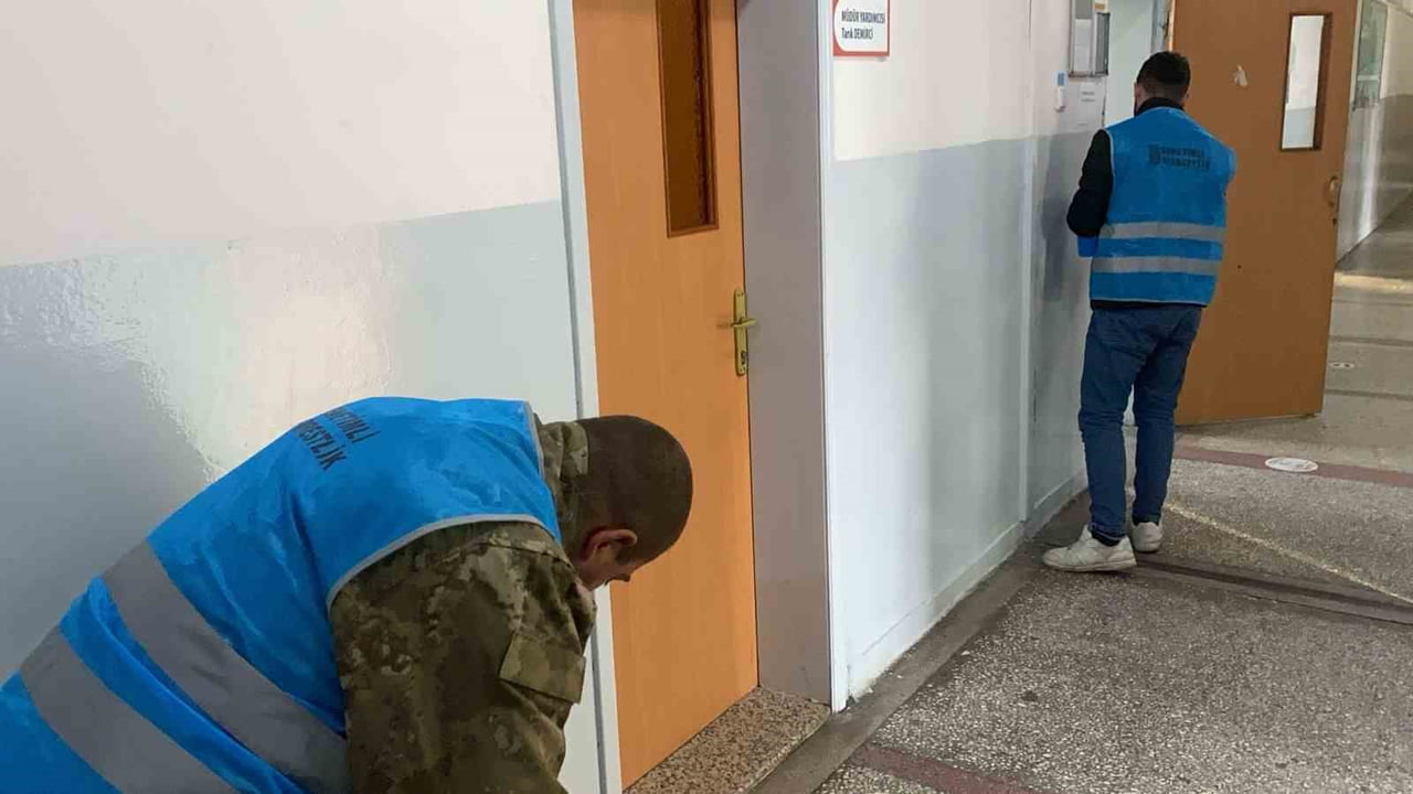 BOLU'DA DENETİMLİ SERBESTLİK TEDBİRİ ALTINDAKİ YÜKÜMLÜLER, KAMU YARARINA ÇALIŞMA PROJESİ...