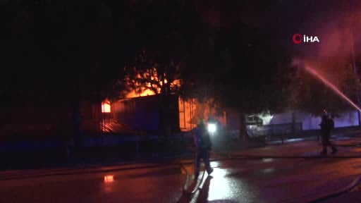 Bursa'da kimyasal kaplama fabrikasında yangın