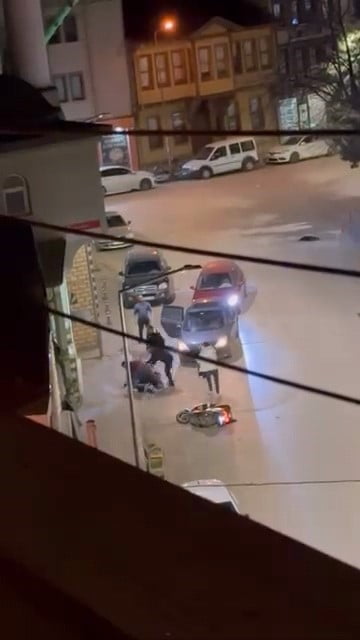 BURSA'NIN İNEGÖL İLÇESİNDE KARDEŞLER ARASINDA ÇIKAN KAVGADA 1 KİŞİ BIÇAKLA YARALANDI. KAVGA AMATÖR...