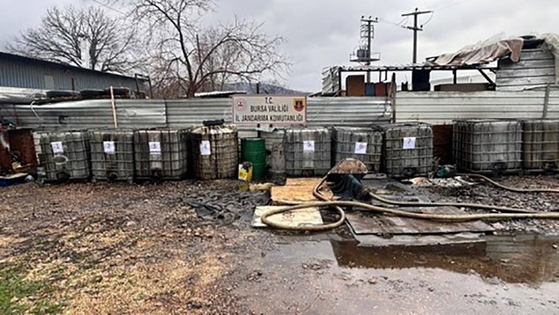 BURSA’DA KAÇAK AKARYAKIT OPERASYONU : 5 GÖZALTI