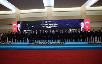ÇALIŞMA VE SOSYAL GÜVENLİK BAKANI VEDAT IŞIKHAN, "DİJİTALLEŞMEYİ İŞ GÜVENCESİ VE SOSYAL GÜVENLİK...