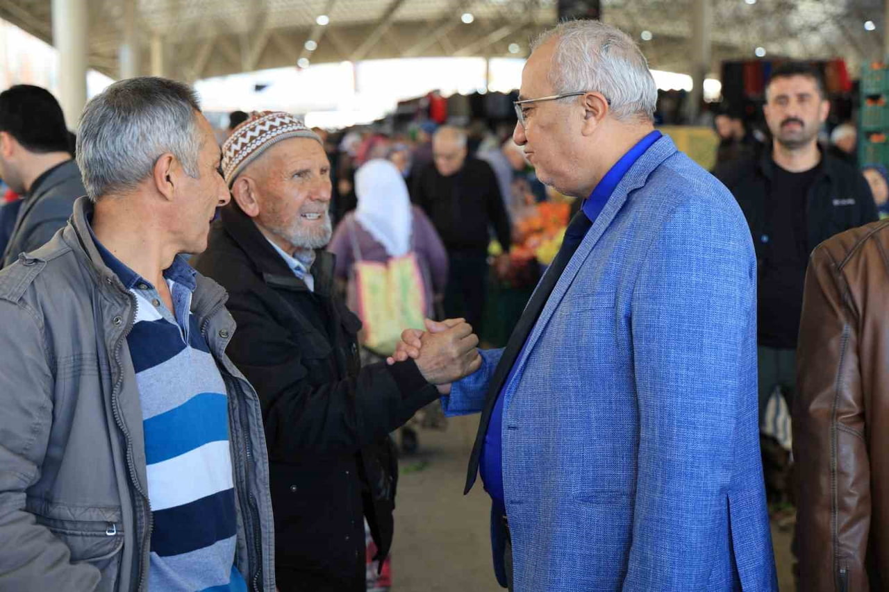 ÇAMELİ BELEDİYE BAŞKANI CENGİZ ARSLAN’A "YILIN EN BAŞARILI İLÇE BELEDİYE BAŞKANI"...