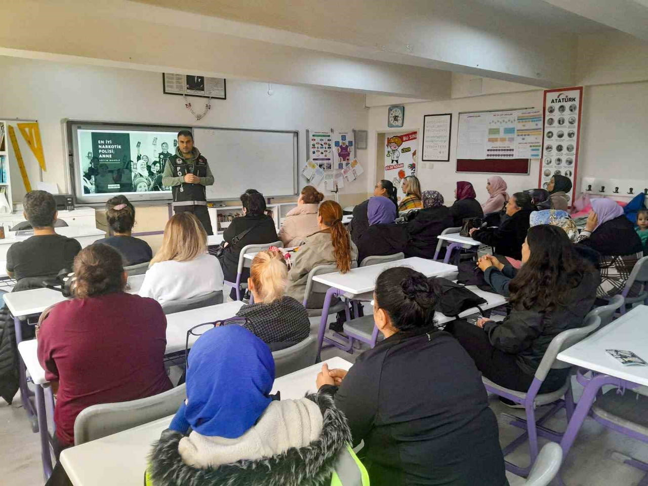 ÇANAKKALE'DE 2025 YILI BOYUNCA EMNİYET EKİPLERİNCE TOPLAM 65 BİN 257 VATANDAŞA UYUŞTURUCUYLA...