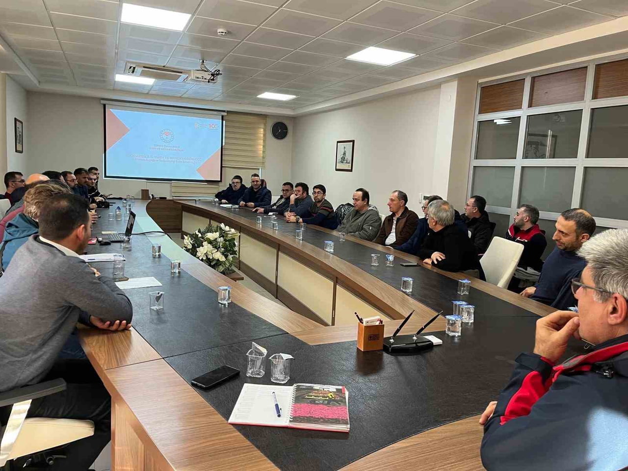 ÇANAKKALE’DE ‘HAYVAN HASTALIKLARI  VE TEDBİRLERİ KONUSUNDA DEĞERLENDİRME TOPLANTISI’...