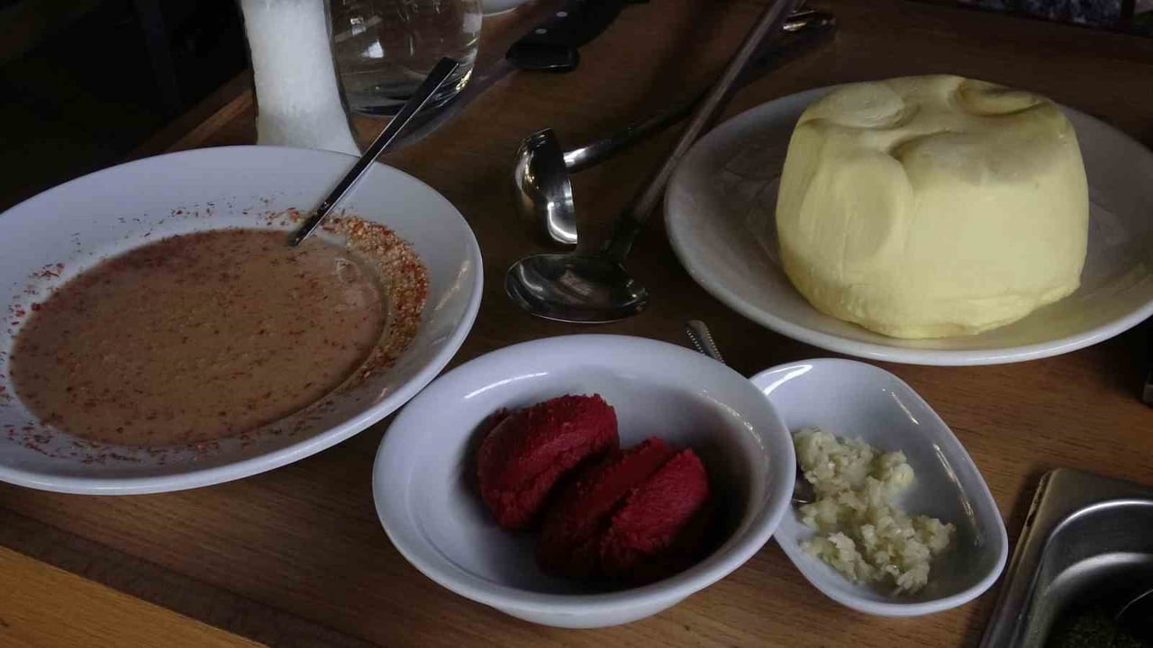 ÇANKIRI'DA HAVA SICAKLIKLARININ DÜŞMESİNİN ARDINDAN HASTALIKLARDAN KORUNAN VATANDAŞLAR, TARHANA...
