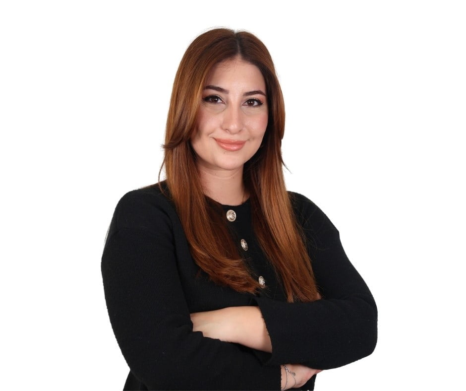 ÇOCUK VE ERGEN PSİKOLOĞU BUSE BAŞAKGİL, "ÇOCUKLARIN DEĞERİ KARNE NOTU İLE BELİRLENMEMELİ"