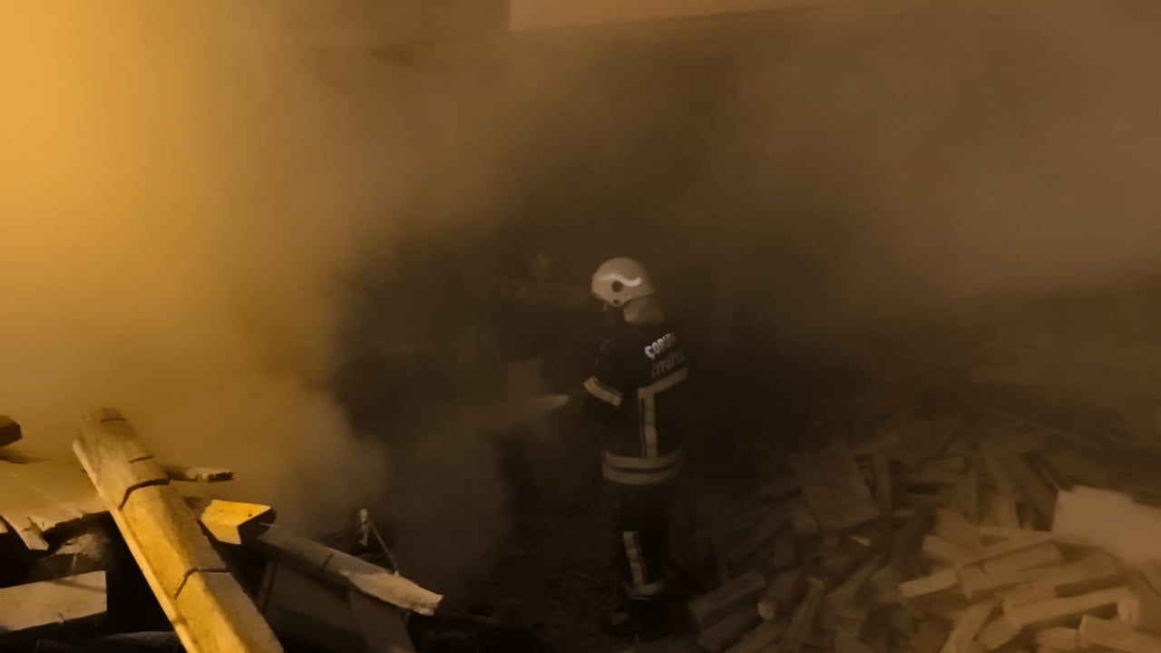 ÇORUM BELEDİYESİ İTFAİYE EKİPLERİ, 2025 YILINDA 922 YANGIN VE 425 KURTARMA OLAYINA MÜDAHALE...