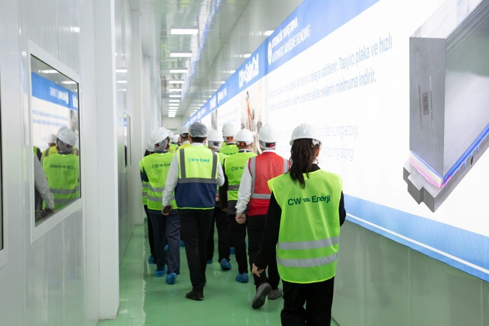 CW ENERJİ, YENİLENEBİLİR ENERJİ ALANINDAKİ GÜÇLÜ BİLGİ BİRİKİMİ VE TEKNOLOJİK ALTYAPISINI TARIM...