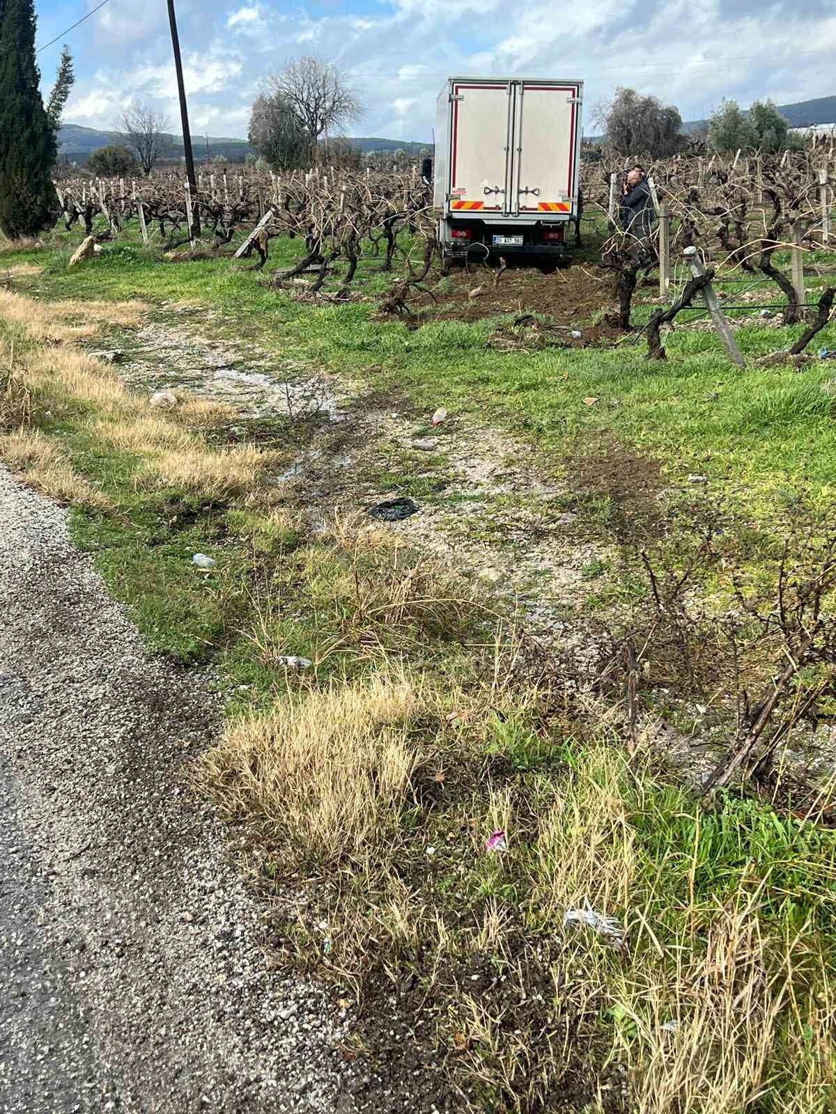 DENİZLİ’NİN BULDAN İLÇESİNDE, KAZALARLA SIK SIK GÜNDEME GELEN BULDAN KARAYOLUNDA MEYDANA GELEN...
