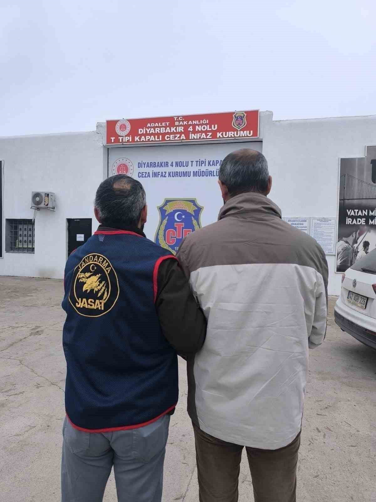 DİYARBAKIR’DA JANDARMA EKİPLERİNCE DÜZENLENEN OPERASYONLARDA HAKLARINDA KESİNLEŞMİŞ HAPİS CEZASI...