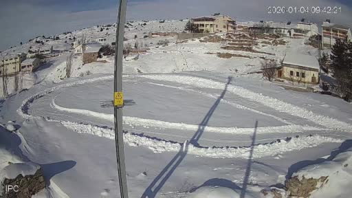 Doğanın kanunu gözler önüne serildi, vaşağın tavşan avı kamerada