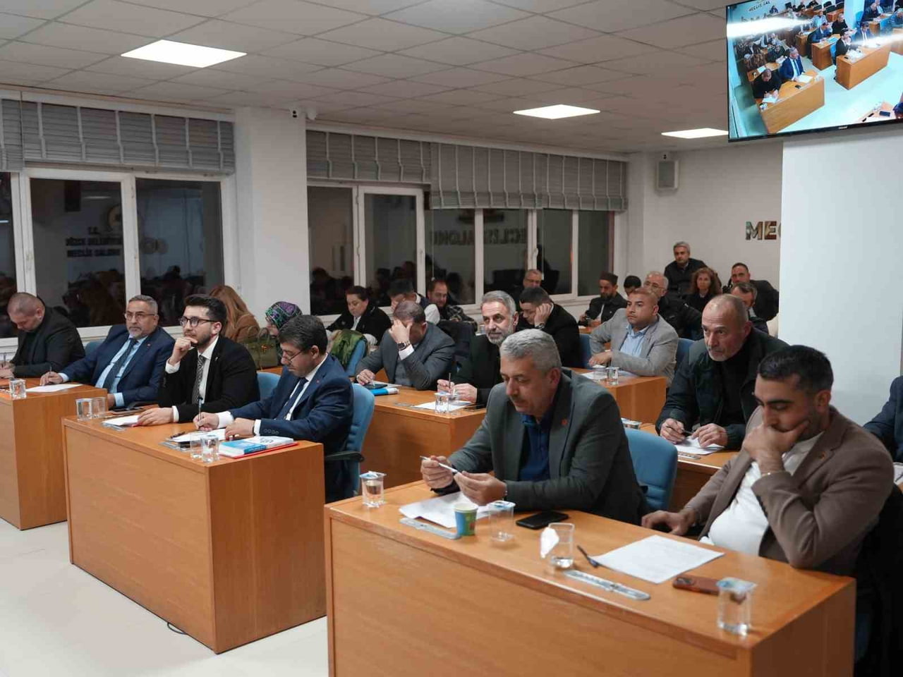 DÜZCE BELEDİYE MECLİSİ, 2026 YILININ İLK TOPLANTISINI GERÇEKLEŞTİRDİ. MECLİS BAŞKAN VEKİLİ AV. ALİ...