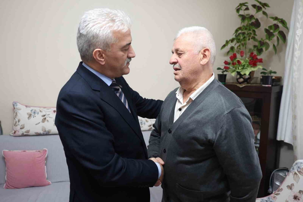 DÜZCE’DE GÖREVİNE BAŞLAYAN VALİ MEHMET MAKAS, İLK ZİYARETİNİ YALOVA’DA, DEAŞ TERÖR ÖRGÜTÜ İLE...