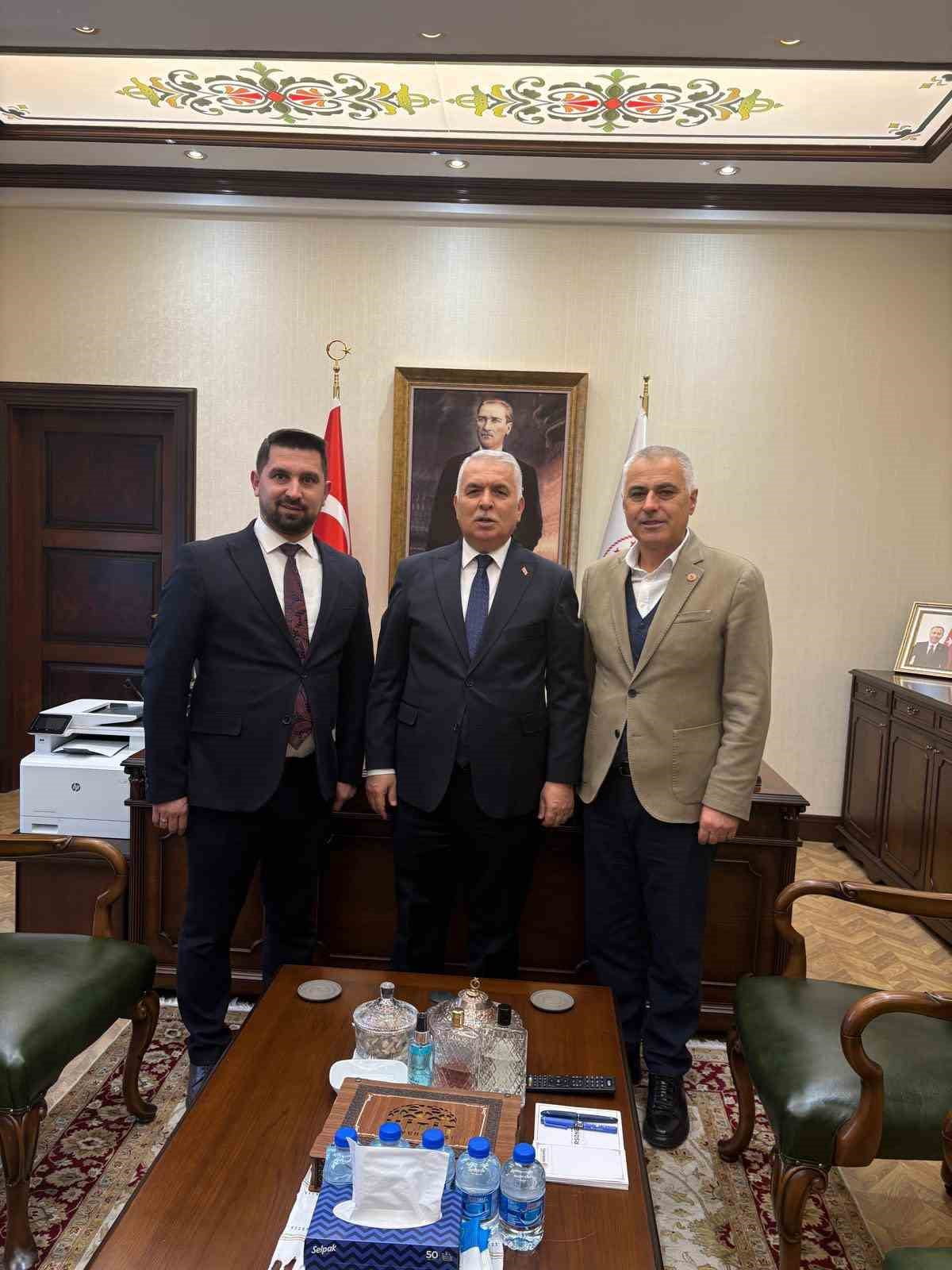 DÜZCE İL GENEL MECLİS BAŞKANI FAZLI KOÇ, PERSONEL GENEL MÜDÜRLÜĞÜ GÖREVİNE ATANAN DÜZCELİ...