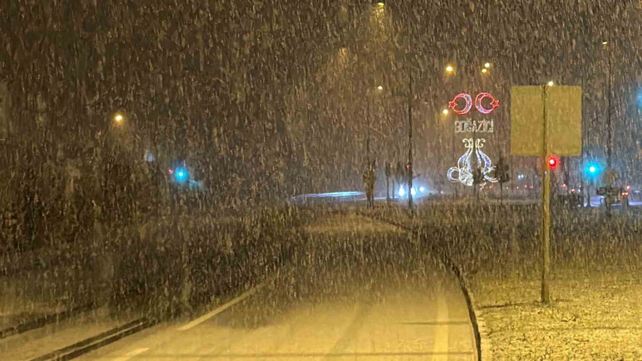 DÜZCE’NİN KARADENİZ’E AÇILAN ÖNEMLİ ULAŞIM AKSLARINDAN BİRİ OLAN D-655 KARAYOLUNUN ZONGULDAK–DÜZCE...