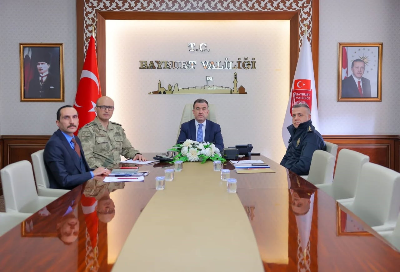 DÜZENSİZ GÖÇLE MÜCADELEDE BÖLGESEL KOORDİNASYON TOPLANTISI GERÇEKLEŞTİRİLDİ