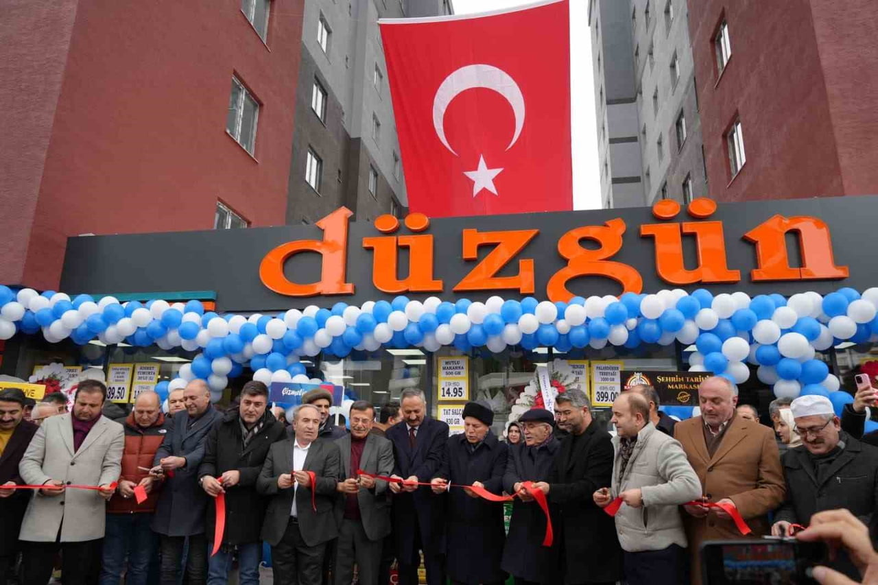 DÜZGÜN MARKETLER ZİNCİRİ 25’NCİ ŞUBESİNİ PALANDÖKEN İLÇESİ YILDIZKENT YENİ BULVAR BÖLGESİNDE...