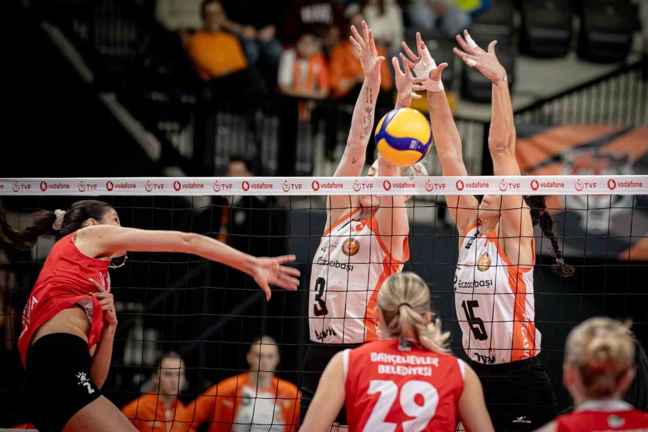 ECZACIBAŞI DYNAVİT, VODAFONE SULTANLAR LİGİ’NİN 17. HAFTASINDA EVİNDE BAHÇELİEVLER BELEDİYESPOR’U...