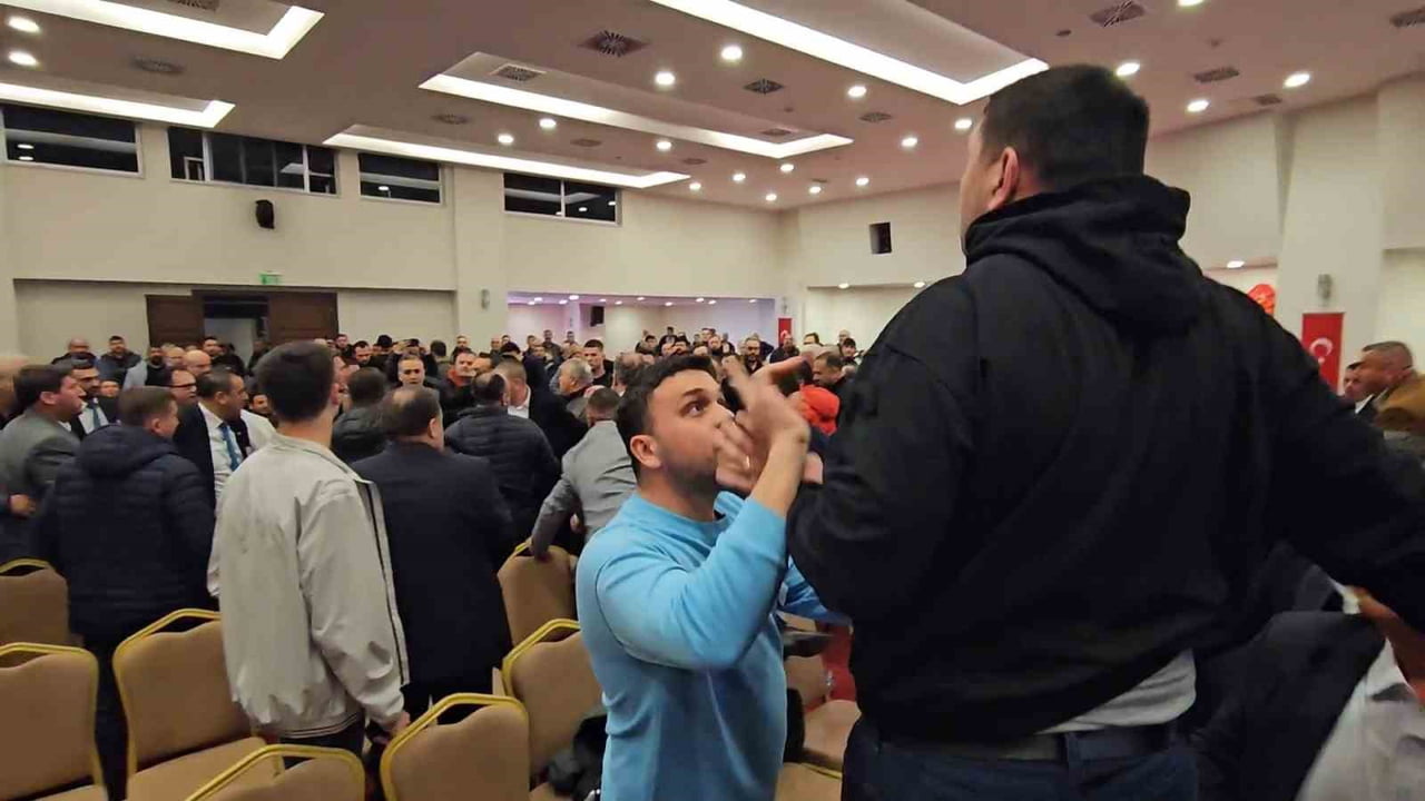 EDİRNE ŞOFÖRLER VE OTOMOBİLCİLER ODASI BAŞKANLIĞI SEÇİMLERİNDE TANSİYON YÜKSELDİ.