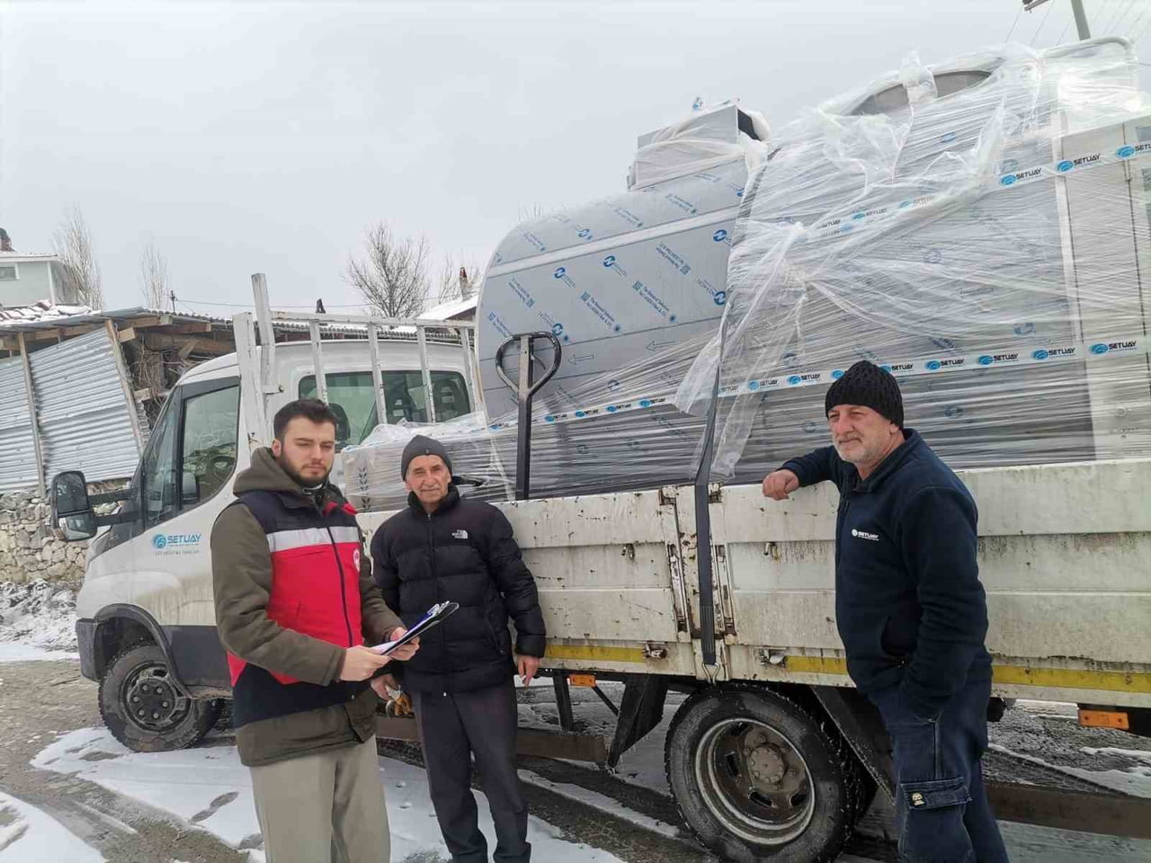 EMET’TE TARIMSAL KALKINMA KOOPERATİFİNE 3 BİN LİTRE KAPASİTELİ SÜT SOĞUTMA TANKI