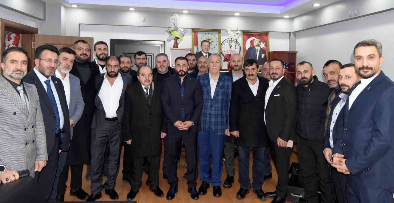 ERZURUM ESNAF VE SANATKÂRLAR ODALARI BİRLİĞİ (ESOB) BAŞKANI RASİM FIRAT, YÖNETİM KURULU ÜYELERİ...