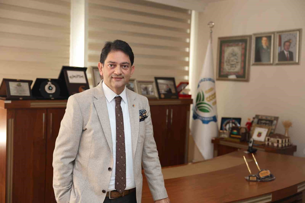 ERZURUM TİCARET BORSASI (ETB) YÖNETİM KURULU BAŞKANI HAKAN ORAL, 10 OCAK ÇALIŞAN GAZETECİLER GÜNÜ...