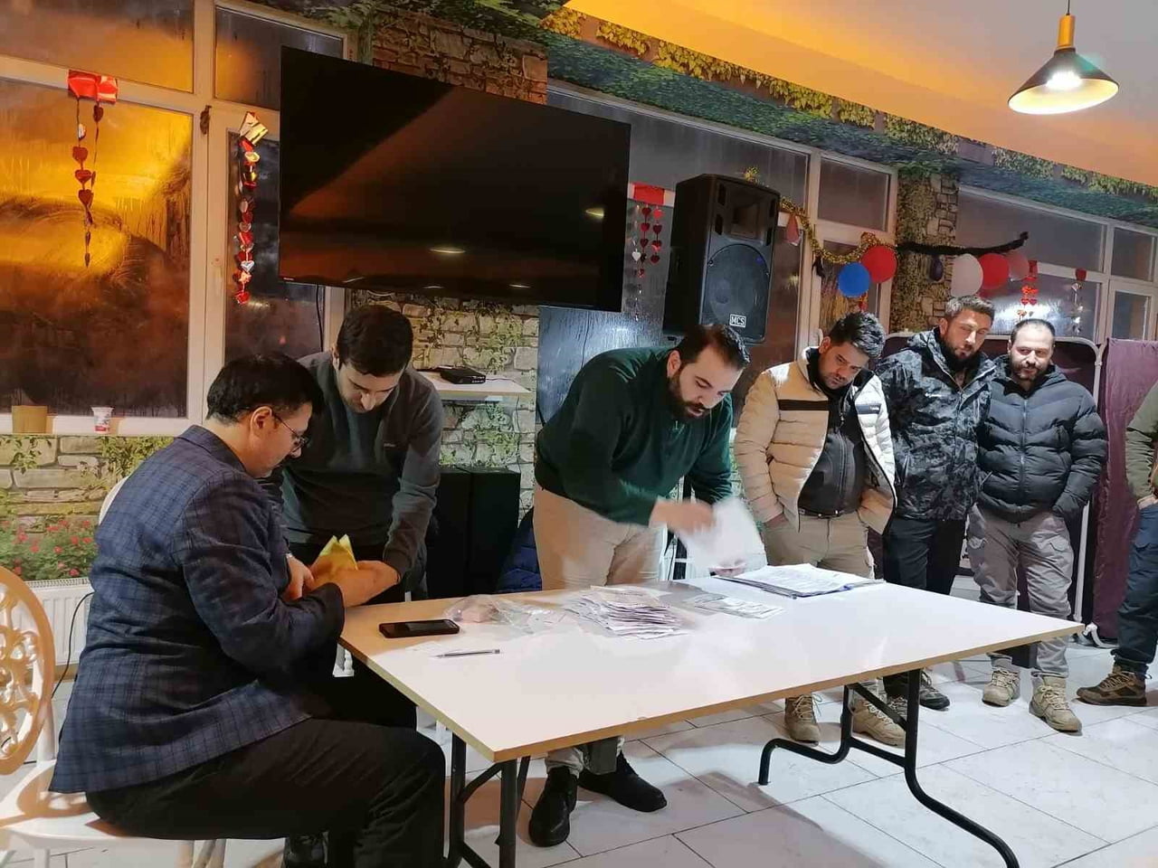 ERZURUM’UN HINIS İLÇESİNDE GÜNEY İLÇELERİ ESNAF VE SANATKARLAR ODASI BAŞKANLIĞI SEÇİMİ...