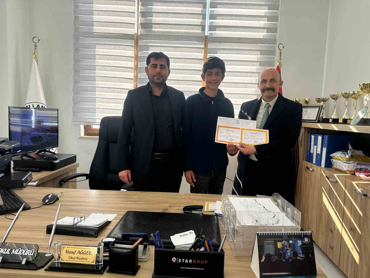 ERZURUM’UN KARAYAZI ŞEHİT ABDURAHMAN ARSLAN ÇOK PROGRAMLI ANADOLU LİSESİ’NDE KARNE HEYECANINI BU...