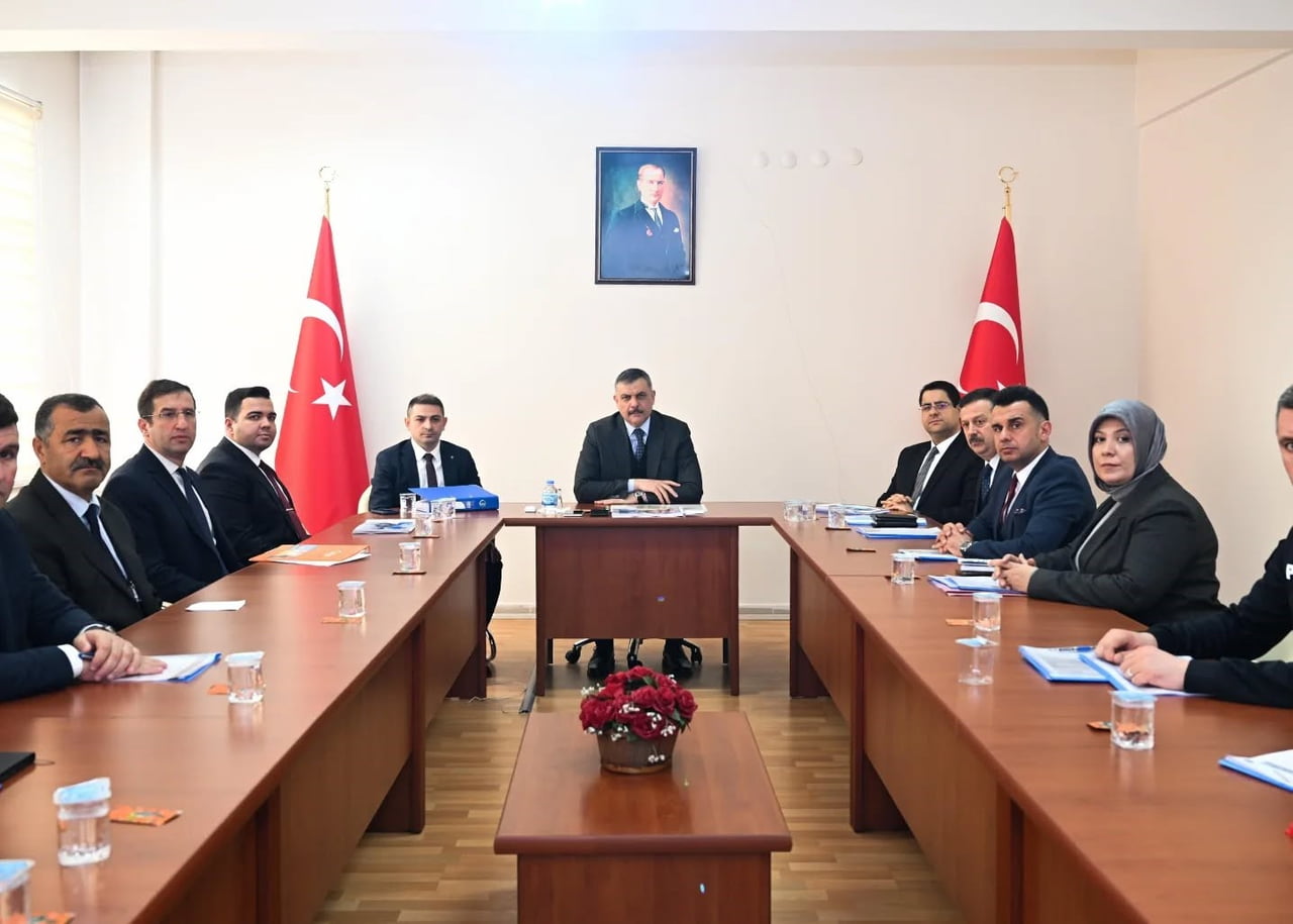 ERZURUM VALİSİ MUSTAFA ÇİFTÇİ, AZİZİYE İLÇESİNİ ZİYARET EDEREK KAYMAKAM MUHAMMED TUGAY’DAN İLÇEDE...