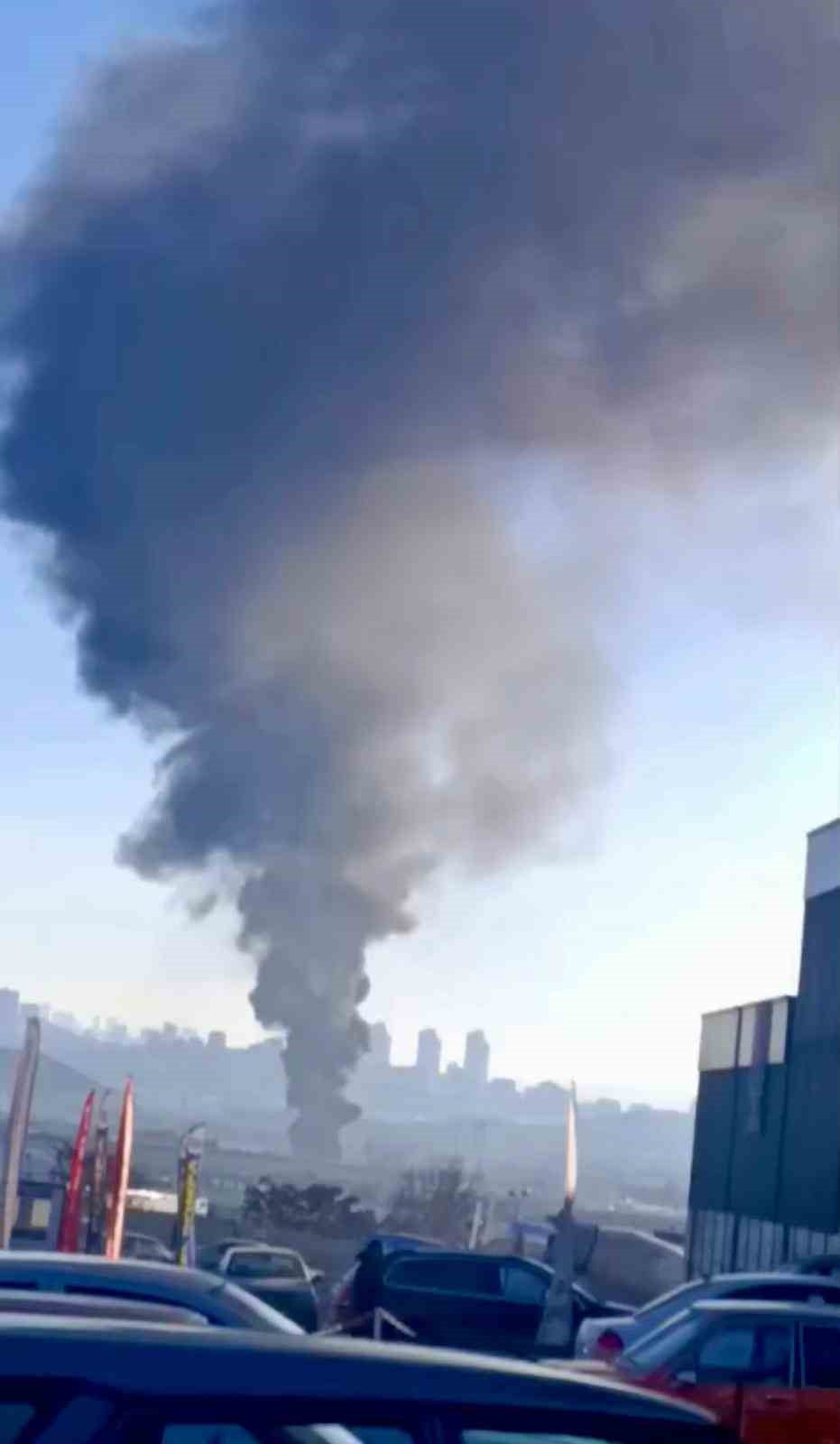 ETİMESGUT’TA ATIK PLASTİK YANGINI