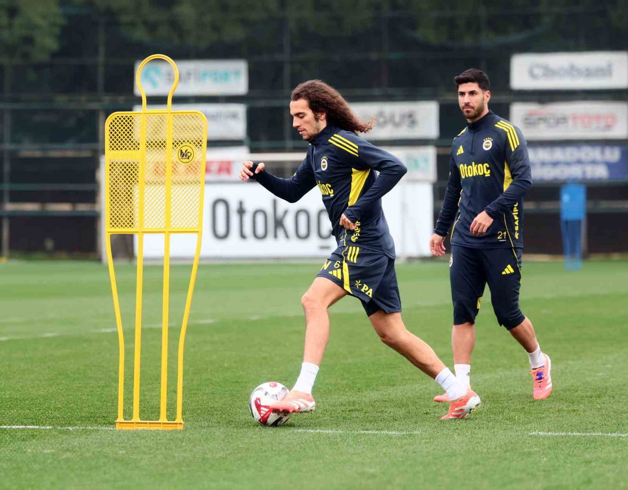 FENERBAHÇE, TRENDYOL SÜPER LİG'İN 20. HAFTASINDA PAZARTESİ GÜNÜ DEPLASMANDA KOCAELİSPOR İLE...