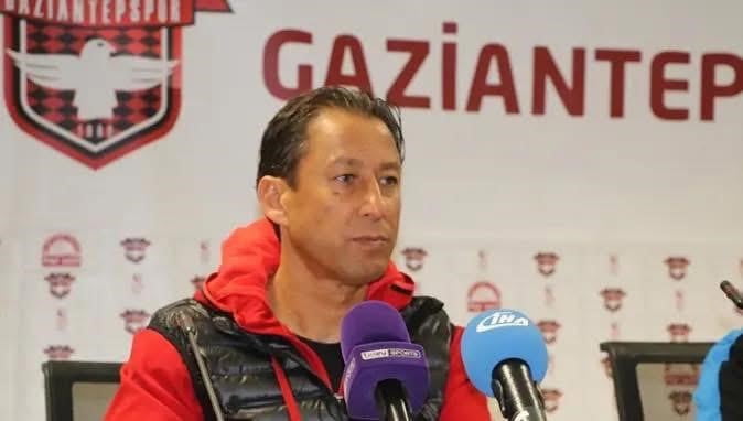 FOTOĞRAFLAR KİLİS FK BASIN GRUBUNDAN GELDİ KİLİS FK’DA TEKNİK DİREKTÖRLÜK GÖREVİNE FAİK DEMİR...