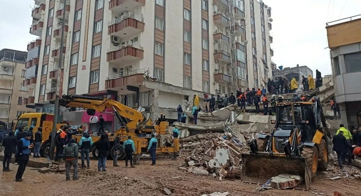 GAZİANTEP'İN NİZİP İLÇESİNDE, KAHRAMANMARAŞ MERKEZLİ 6 ŞUBAT DEPREMLERİNDE YIKILAN VE 51 KİŞİNİN...