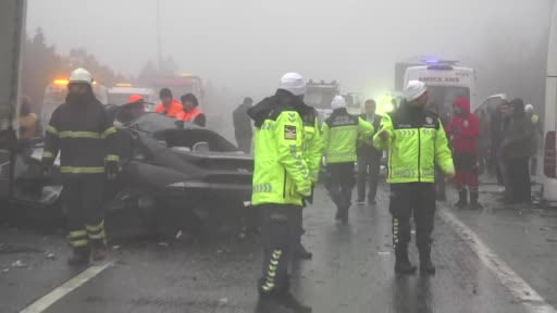 Gaziantep’te zincirleme kaza, ortalık savaş alanına döndü: 2 ölü, çok sayıda yaralı