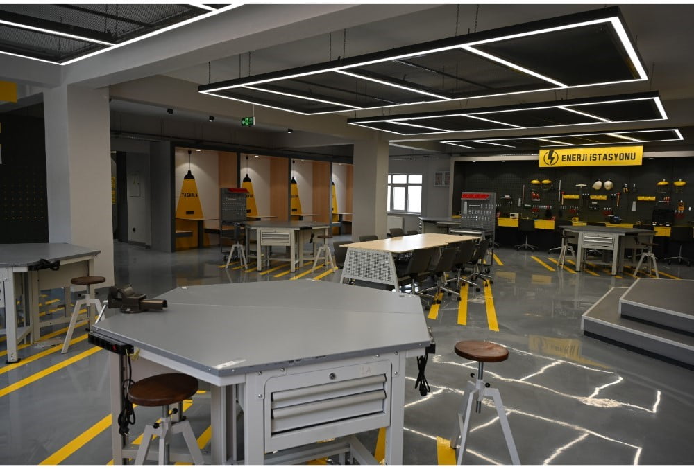 GELECEĞİN TEKNOLOJİLERİ İÇİN YENİ FİKİR VE PROJELER SUNMASI BEKLENEN MİLLİ TEKNOLOJİ ATÖLYESİ...