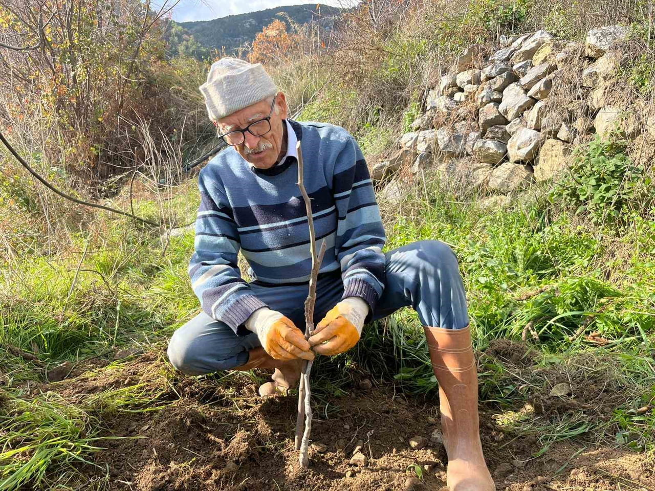 GELECEK NESİLLERİ KÖY HAYATINA ALIŞTIRMAK, TOPRAĞIN DEĞERİNİ ANLATMAK VE ÜRETİMİN HER AŞAMASINDA...