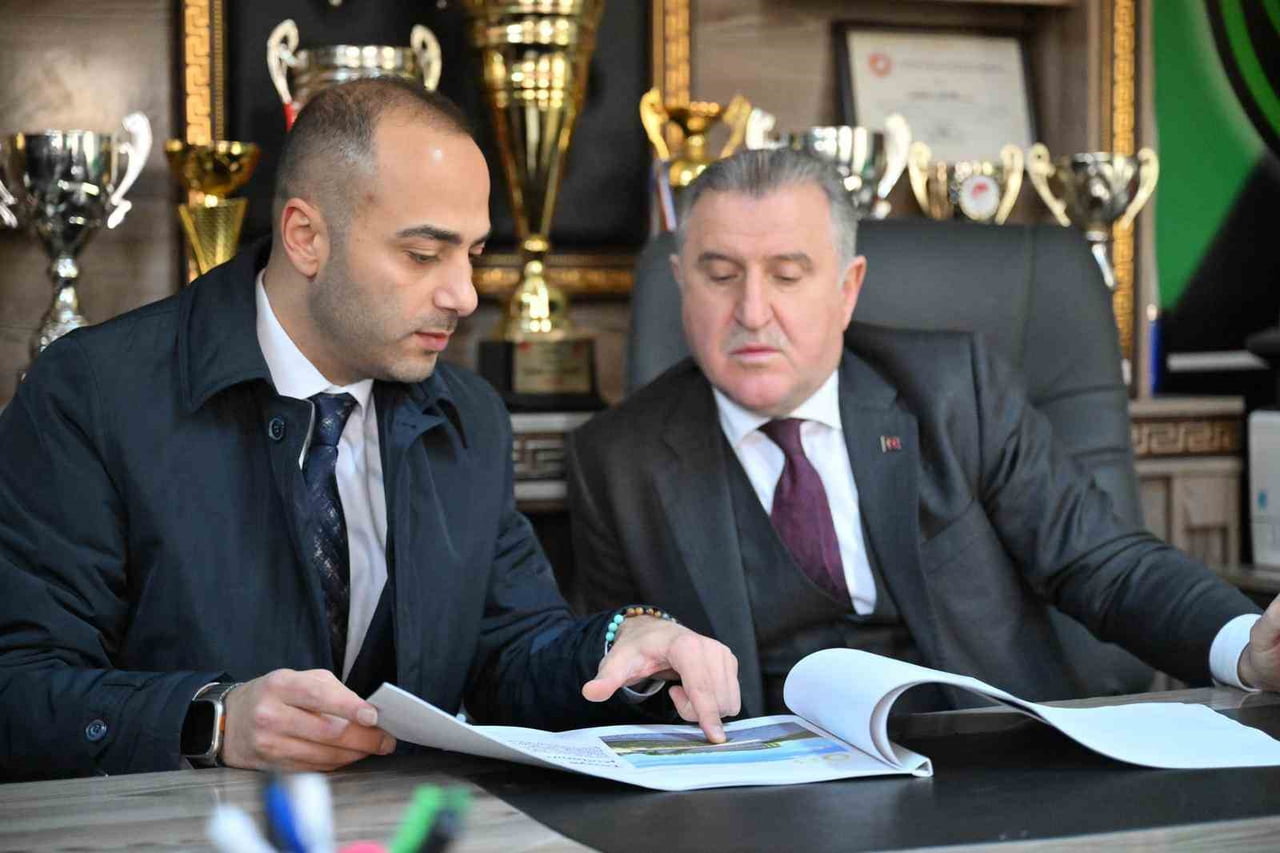 GENÇLİK VE SPOR BAKANI BAK, GAZİOSMANPAŞA’DA SPOR YATIRIMLARINI YERİNDE İNCELEDİ.