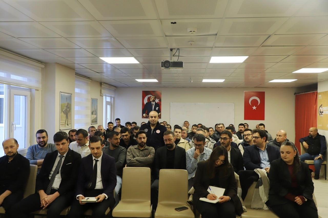 GENÇLİK VE SPOR İL MÜDÜRÜ KÜÇÜK: "HEDEFİMİZ GENÇLERİMİZE DAHA GÜÇLÜ VE NİTELİKLİ HİZMET...