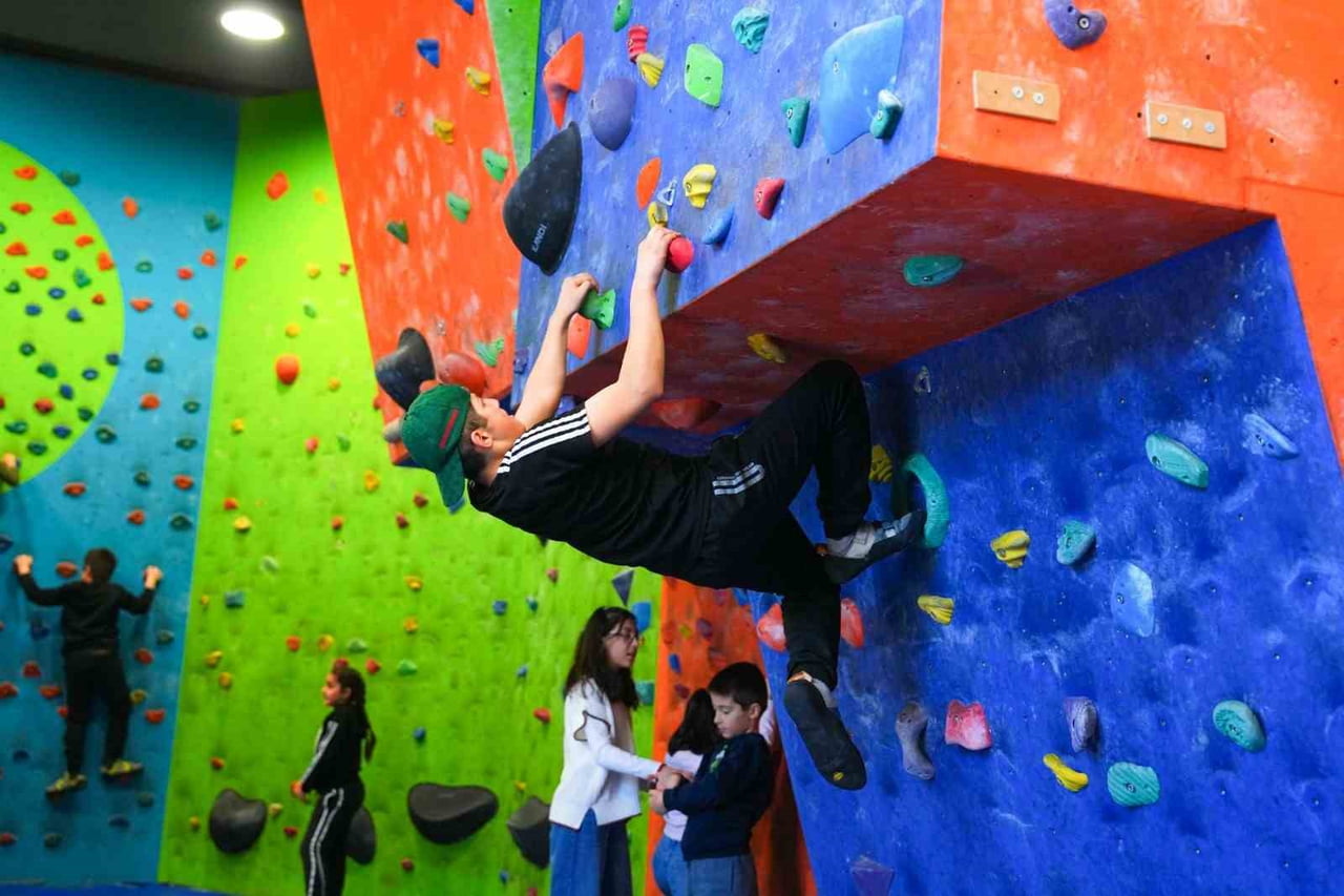 GÖLBAŞI BELEDİYESİNİN YARIYIL TATİLİNE GİREN ÇOCUKLAR İÇİN HAZIRLADIĞI SPOR, SANAT VE EĞLENCE DOLU...